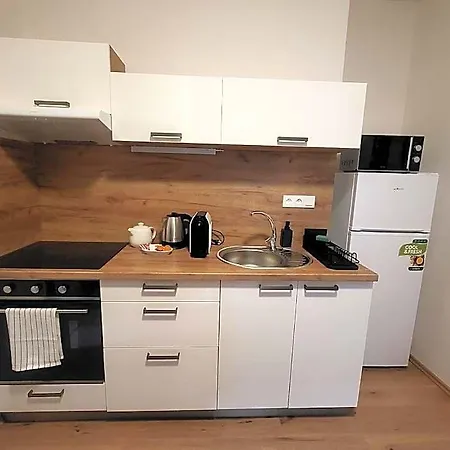 فندق Apartma Beatrice برنو