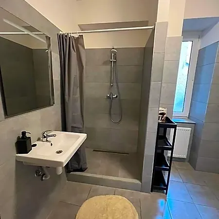 فندق Apartma Beatrice 4*