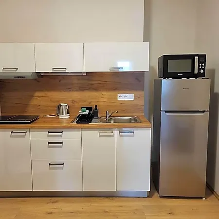 فندق Apartma Beatrice 4*